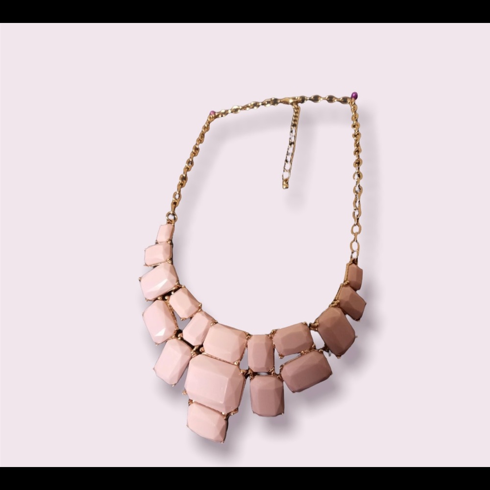 I am selling necklaces for partying